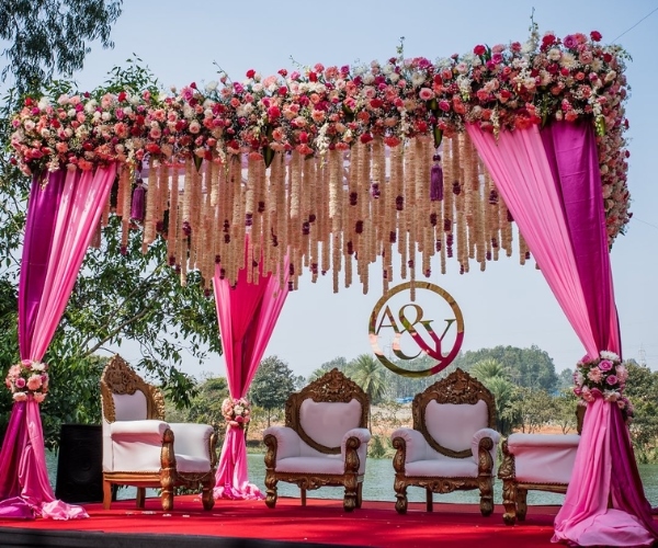The Complete Guide to Planning a Destination Wedding 
